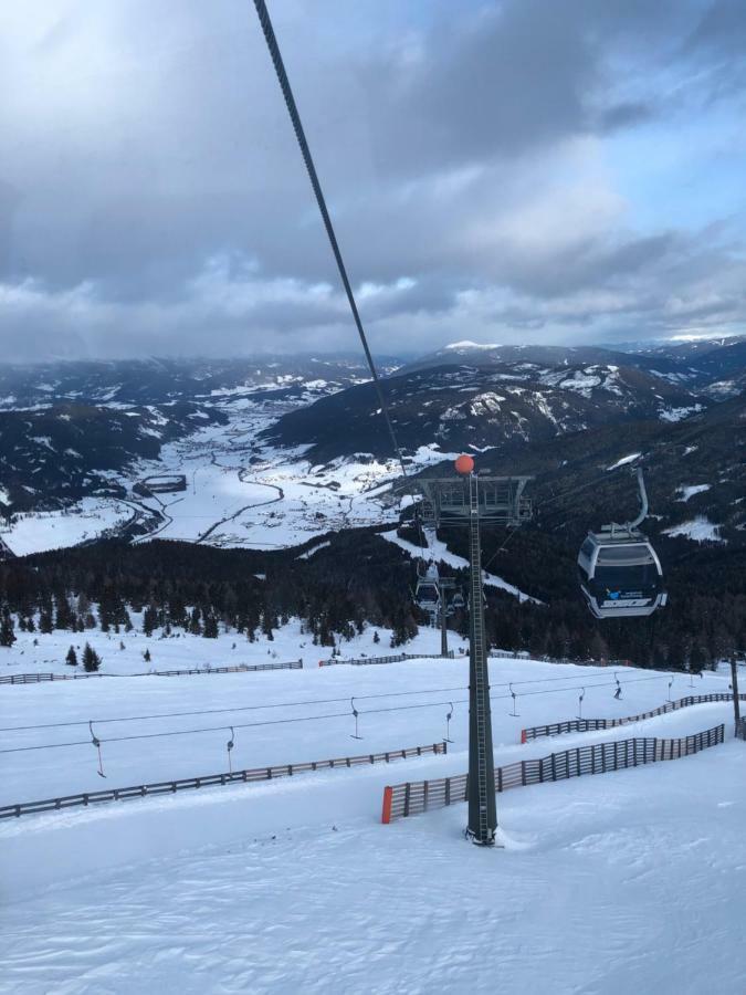 Riverside Ski Apartment Ramingstein Екстер'єр фото